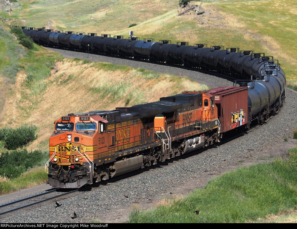 BNSF 5123